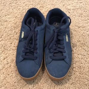 Navy Platform Pumas